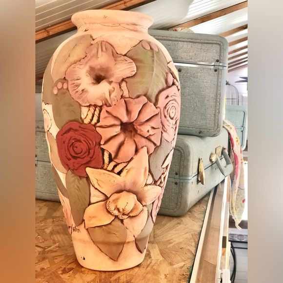 Alpine, Texas Artist John Davis Floral Vintage Tall Vase - Picture 5 of 15